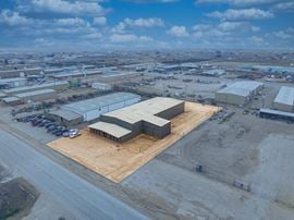 2 Loading Dock Shop/Office Near I-20