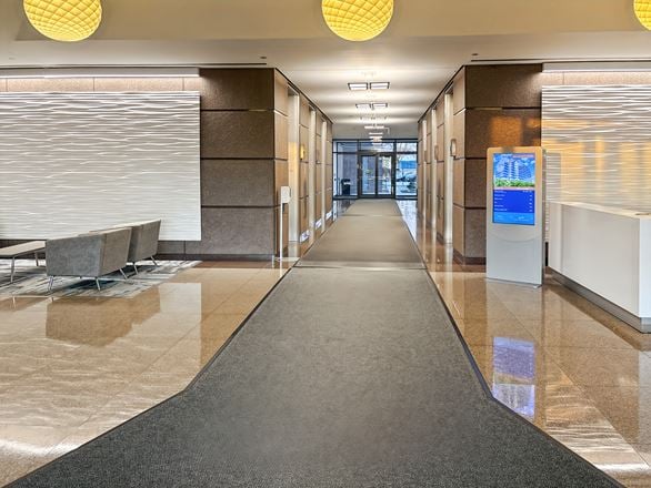 IL, Schaumburg - 1600 Corporate Centre