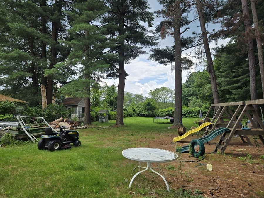 221 Rockingham Road