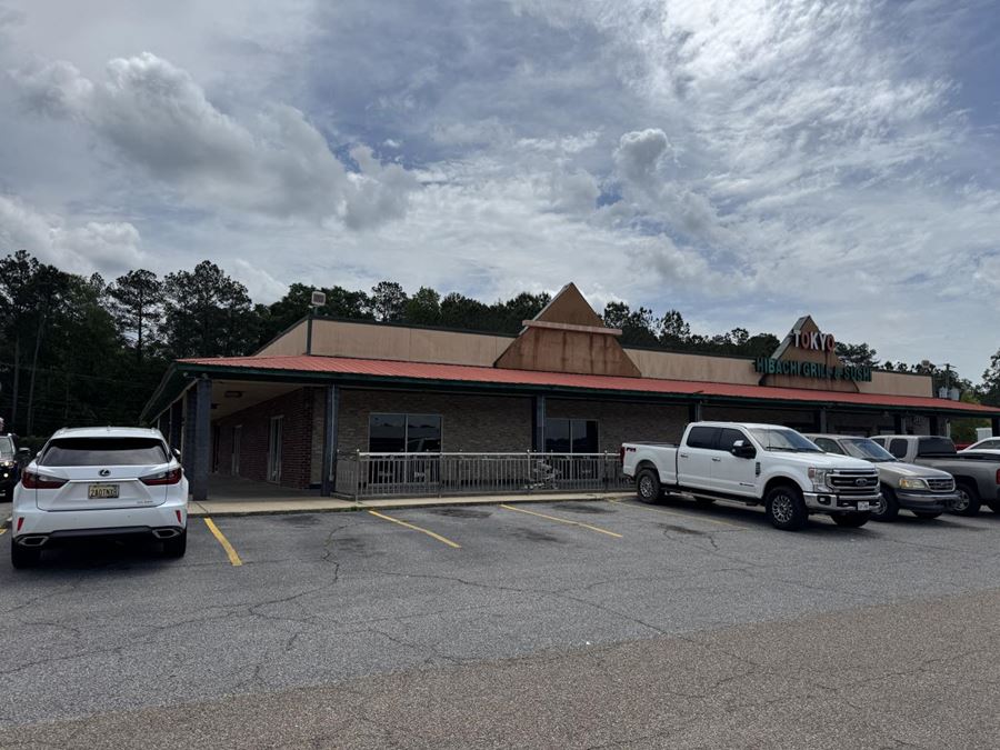 Retail For Lease 