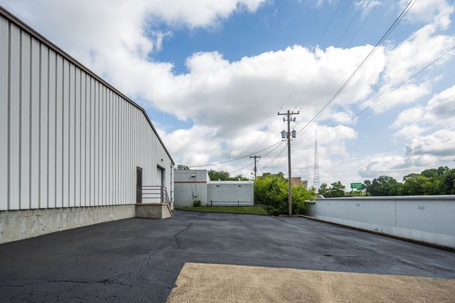 2635 Union Avenue Extended