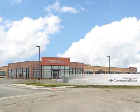 Photo of commercial space at 2555 Patriot Blvd in Glenview