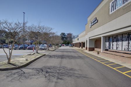 Shoppes at St. Andrews - Columbia