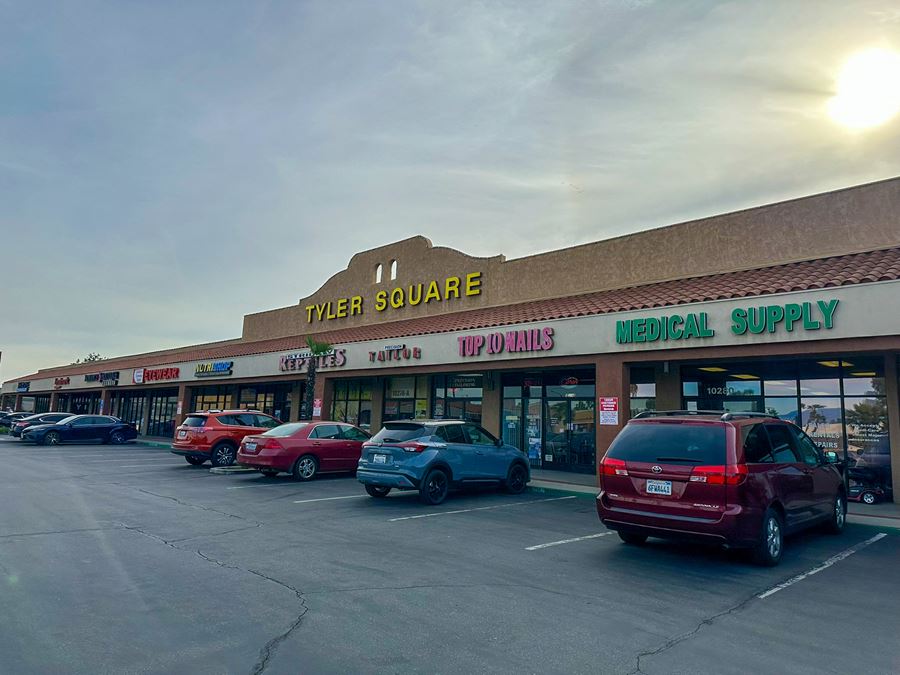 Shop Space For Lease/Tyler Square Center