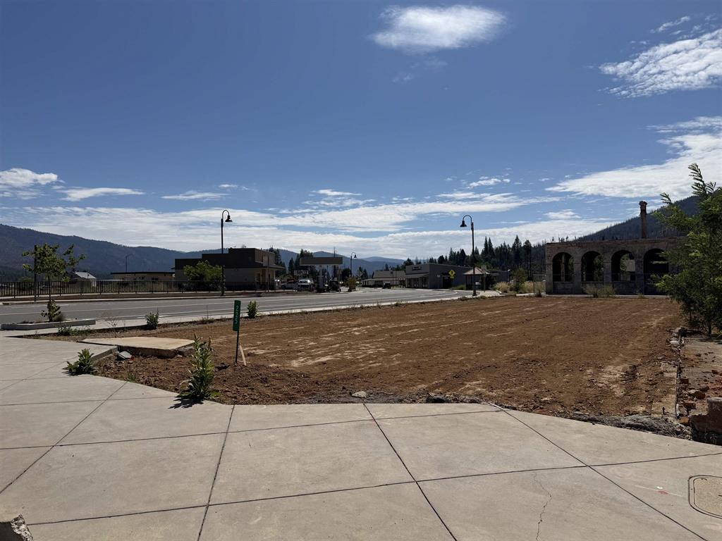 225 Main St, Greenville, CA 95947