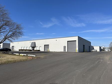 Industrial space for Rent at 1150 Davis Rd. in Elgin