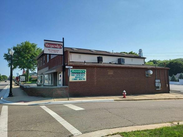 531 N Main St