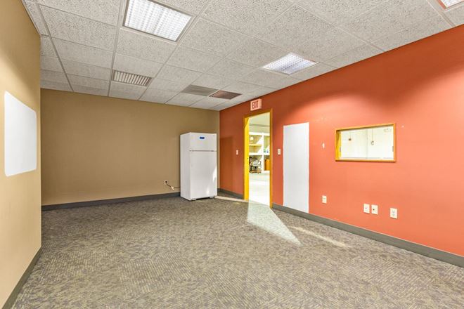 Industrial Flex Space for Lease in Newburyport, MA