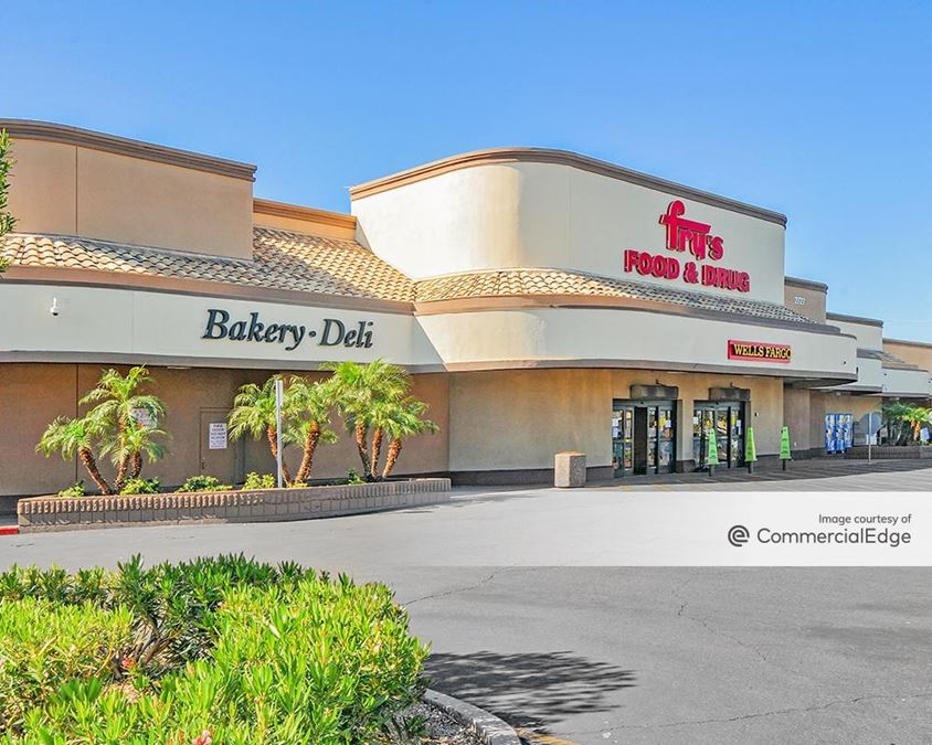 Lindsay Marketplace Fry's 2727 East Broadway Road Retail Building