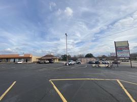 Skyline Plaza