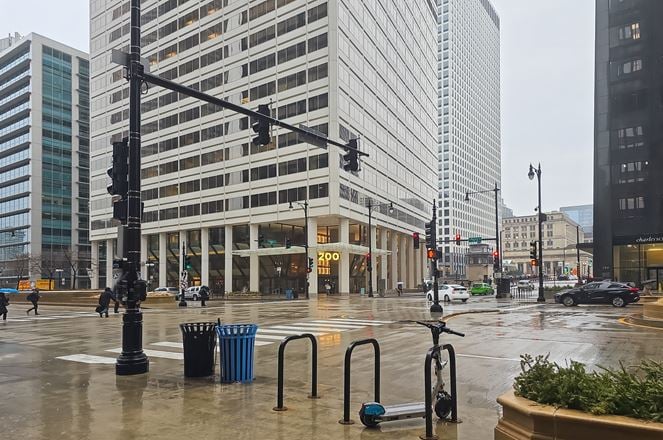 West Loop 200 S. Wacker