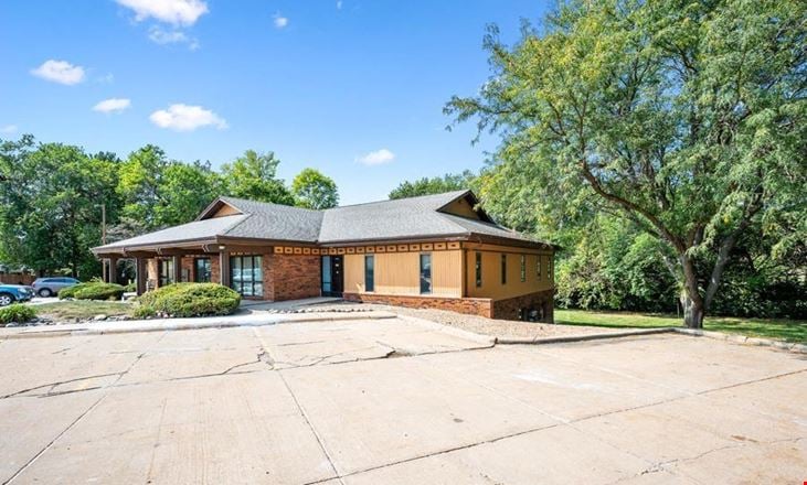 5113 N Executive Dr Suite 106 Microsuites