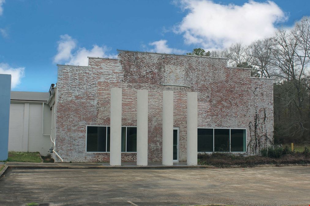 245 Flowood Drive - "The Columns" Buildings