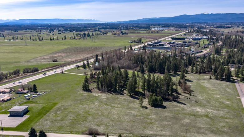 3796 Highway 2 E