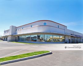 Foundry Park Business and Industrial Center - 2510 South East Avenue