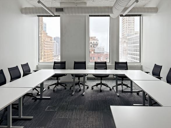 Spaces - Chicago- 1 N State Street