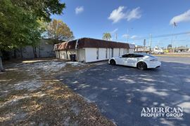 +/- 2580 SF Stand Alone with Enormous Exposure