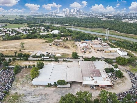 Industrial space for Sale at 3044 Morrell Ave in Dallas