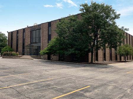 Commercial space for Rent at 55 W 22nd St in Lombard