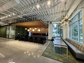 1515 Central Pkwy