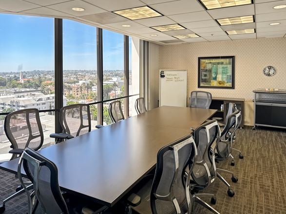 8383 Wilshire