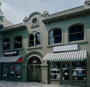 Station House Arcade
