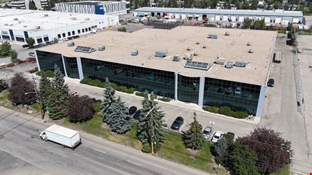 Office space for Rent at 1860 Centre Avenue NE in Calgary