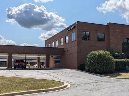 Photo of commercial space at 2701-2799 Maple Avenue in Lisle