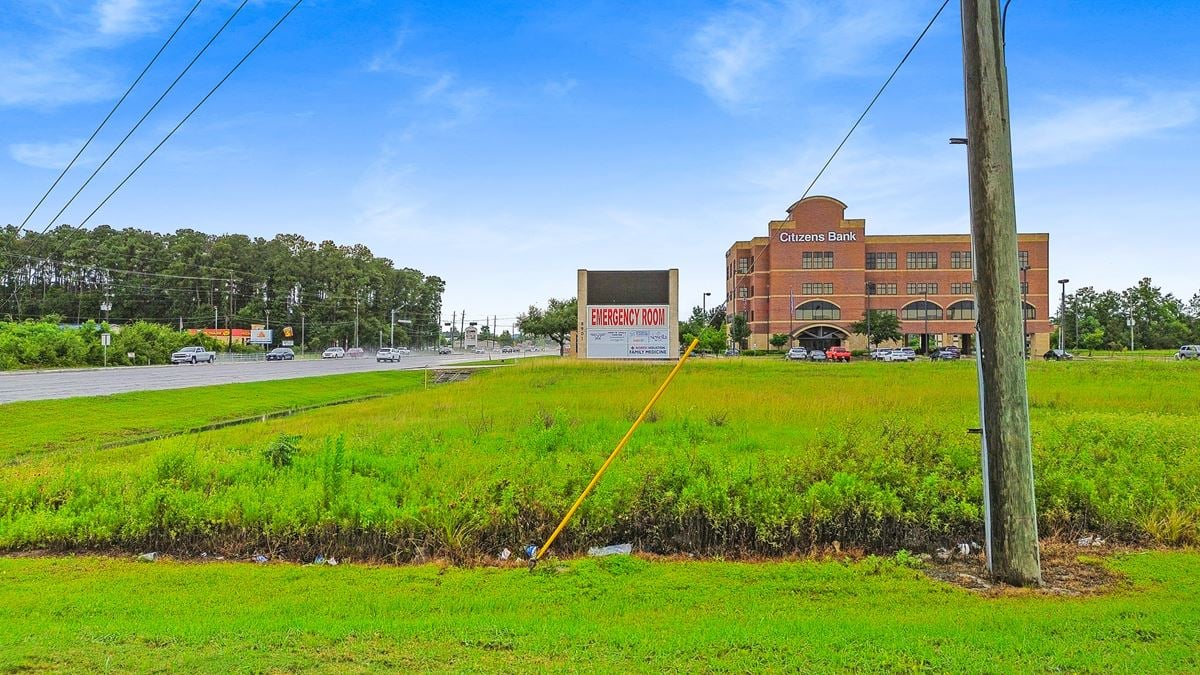 1.56 Acres on FM 1960 W – Prime Frontage & High Traffic Exposure