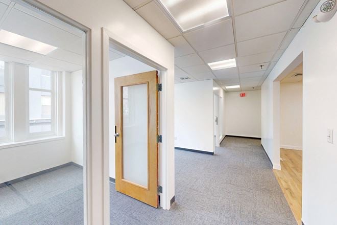 Cambridge Business Center