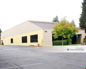 1345 Redwood Way