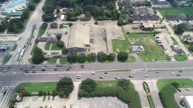 Land For Sale - 1.005 Acres
