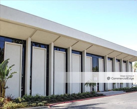 Tustin Financial Plaza - North & West Buildings