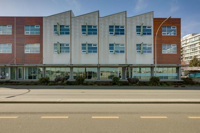 203 - 388 Harbour Road