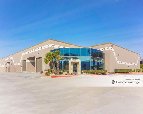 Safari Business Center - Building 14
