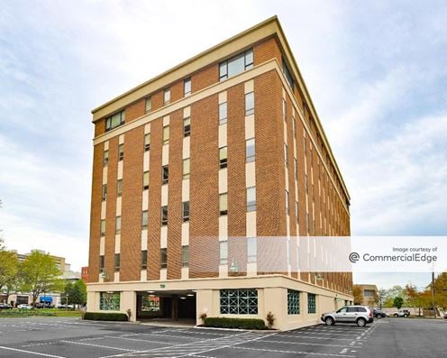 Fairfax Plaza Office Building