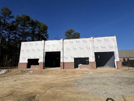 Photo of commercial space at 617-619 Bonanza Dr in Fayetteville