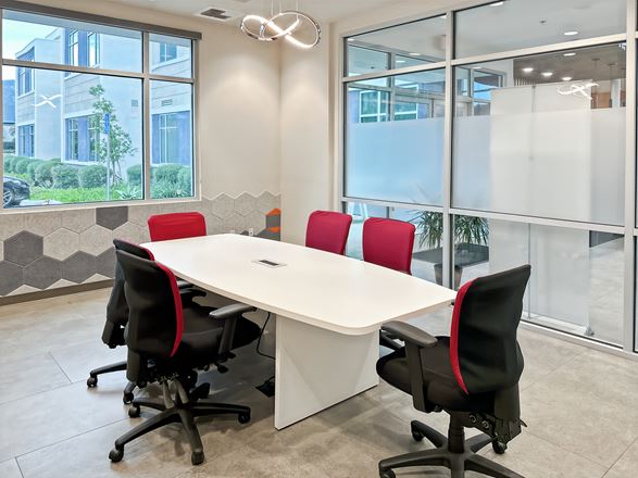 Regus - Ontario - W 6th Street