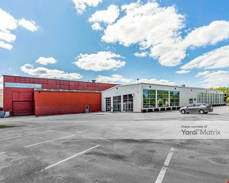 Industrial space for Rent at 900 6th Avenue SE in Minneapolis