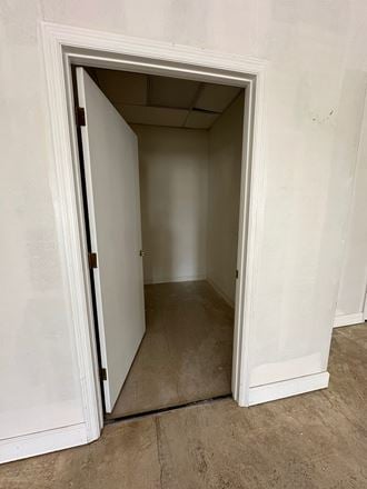 2653 sf for Lease - Can Subdivide