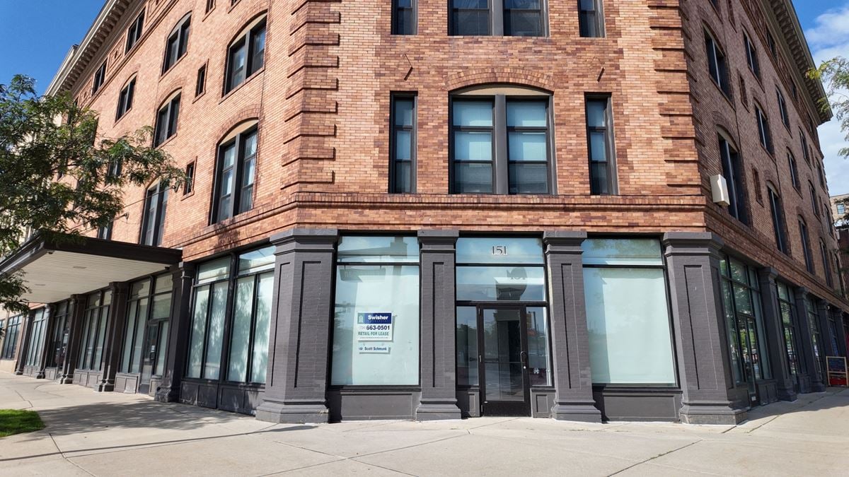 Street Retail/Office for Lease in Downtown Jackson