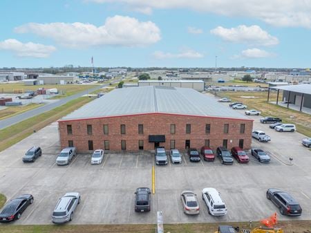 Industrial space for Rent at 1196 Petroleum Pkwy in Broussard