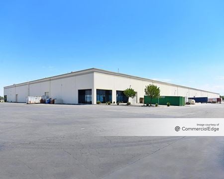 Industrial space for Rent at 8505 West Doe Avenue in Visalia