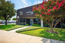 Valwood Business Center