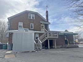 982 Center Street