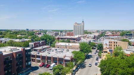 Retail space for Rent at 1520 North Damen Avenue in Chicago