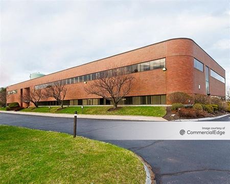 Commercial space for Rent at 2 Corporation Way in Peabody