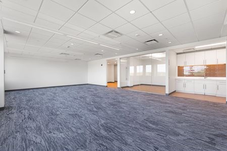 303      Space Photo Gallery 8