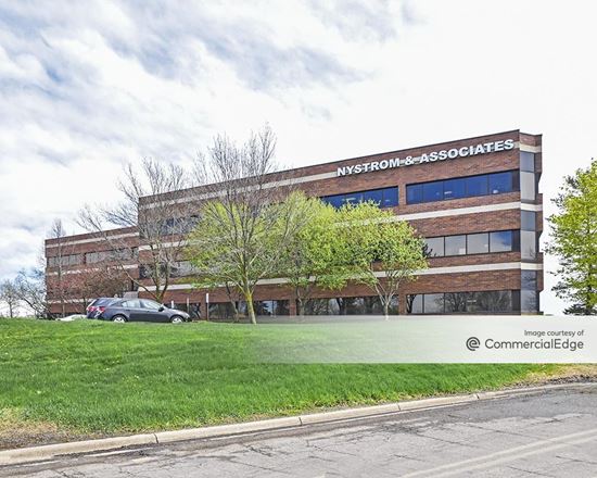 Woodbury Office Plaza