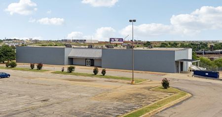 Industrial space for Sale at 7400 Plaza Mayor Blvd in Oklahoma City